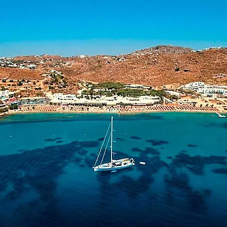 Ξενοδοχείο Paradise 2*